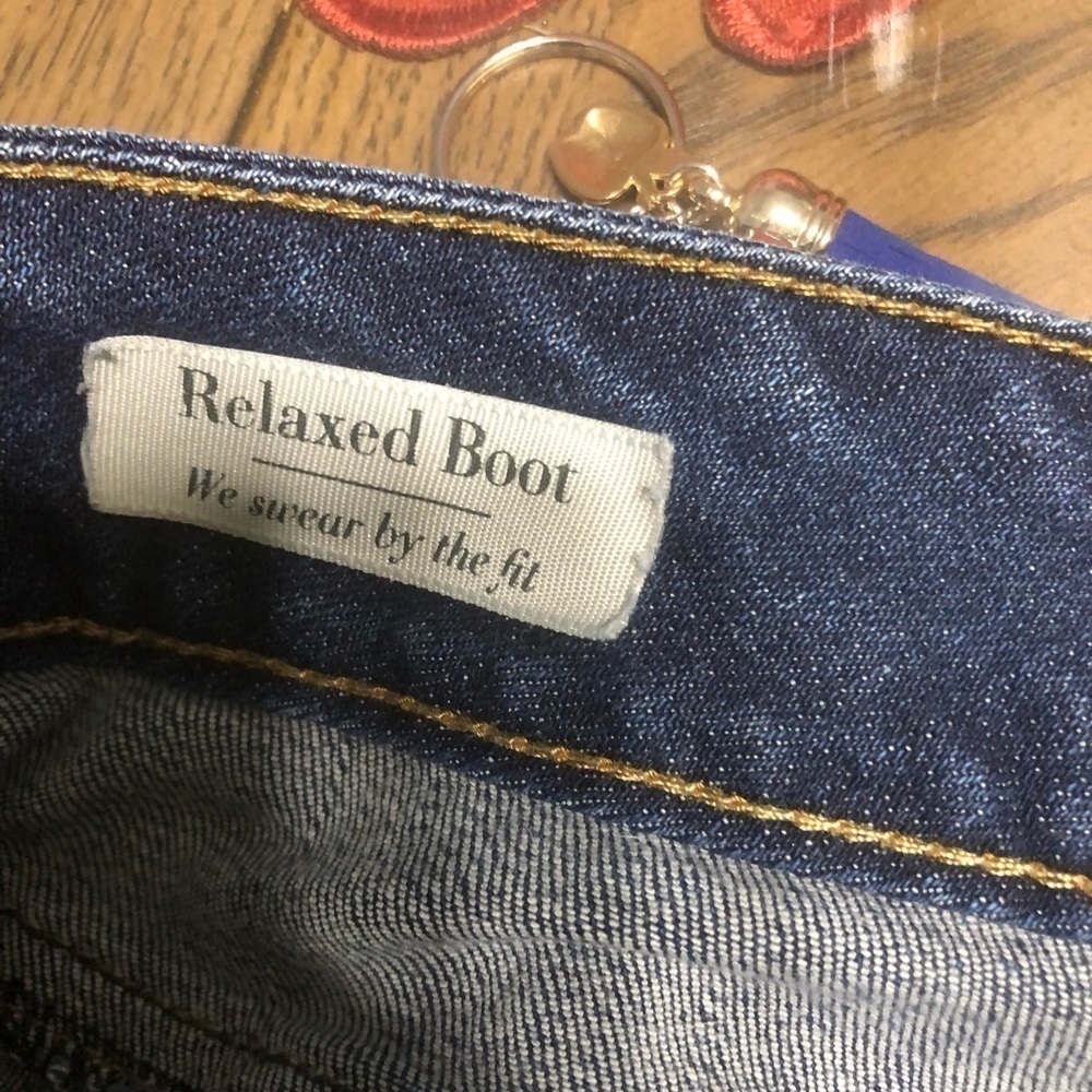 Torrid boot cut distressed 24R relaxed - Picture 5 of 8